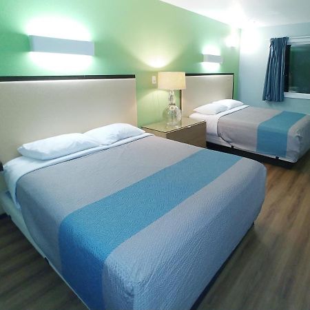Country Yard Inn And Suites 시케스턴 외부 사진